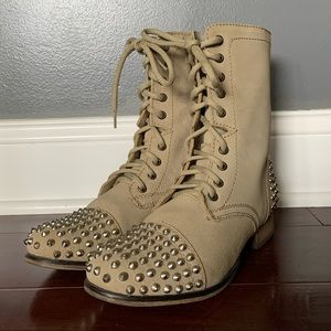 Tarrney Boots